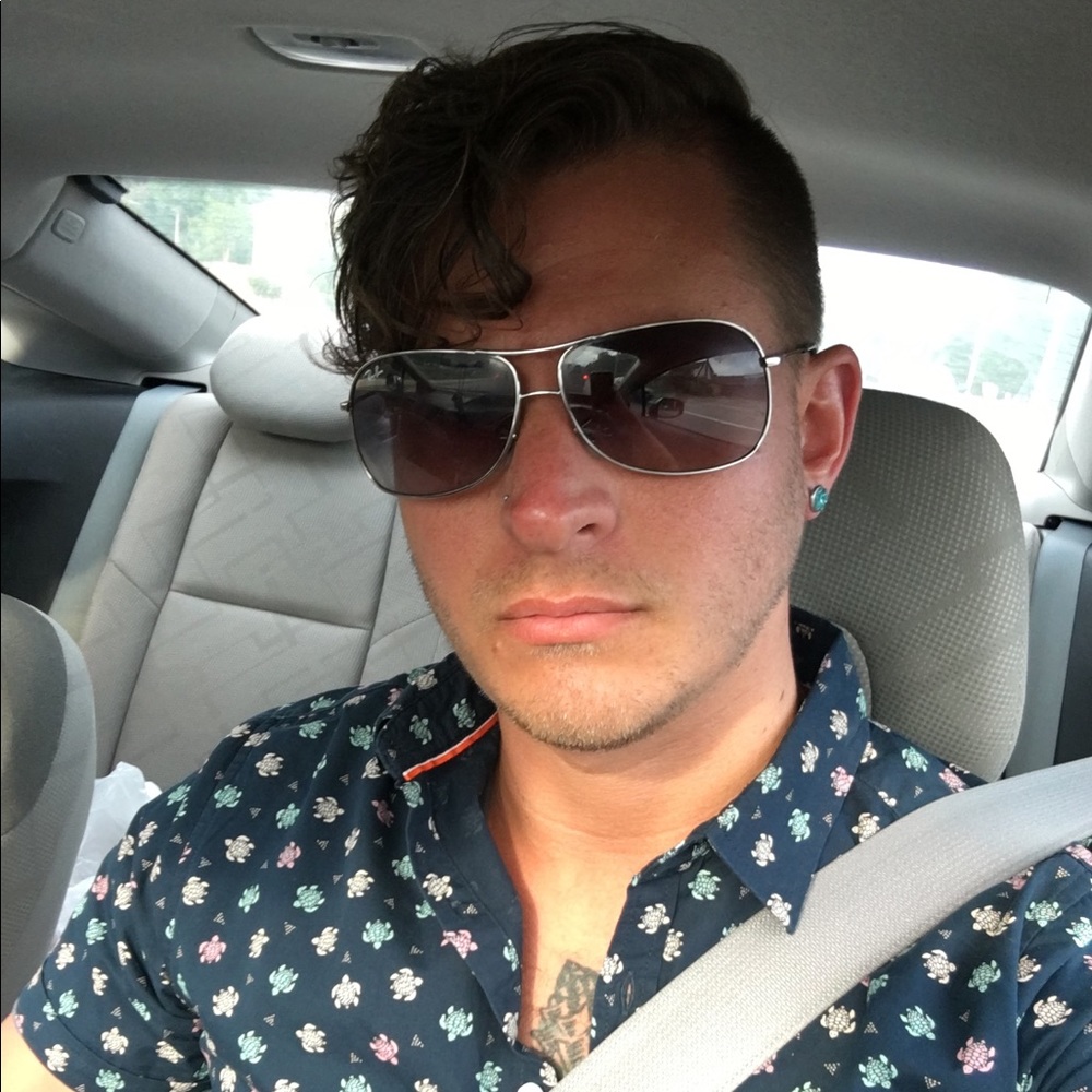 Meet your Posher, Matthew